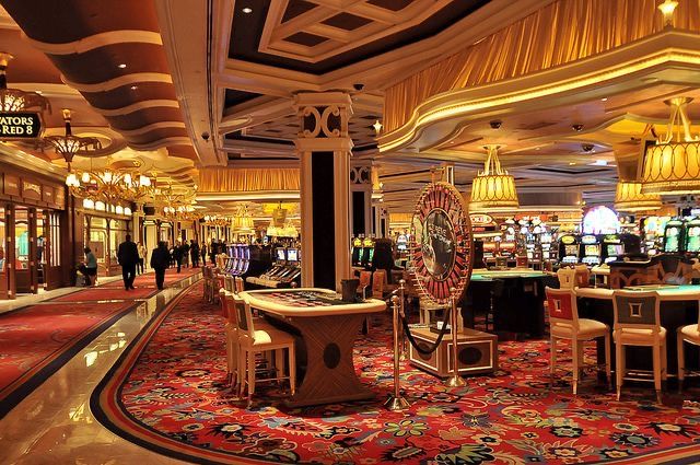 Starburst Slot Live Casino